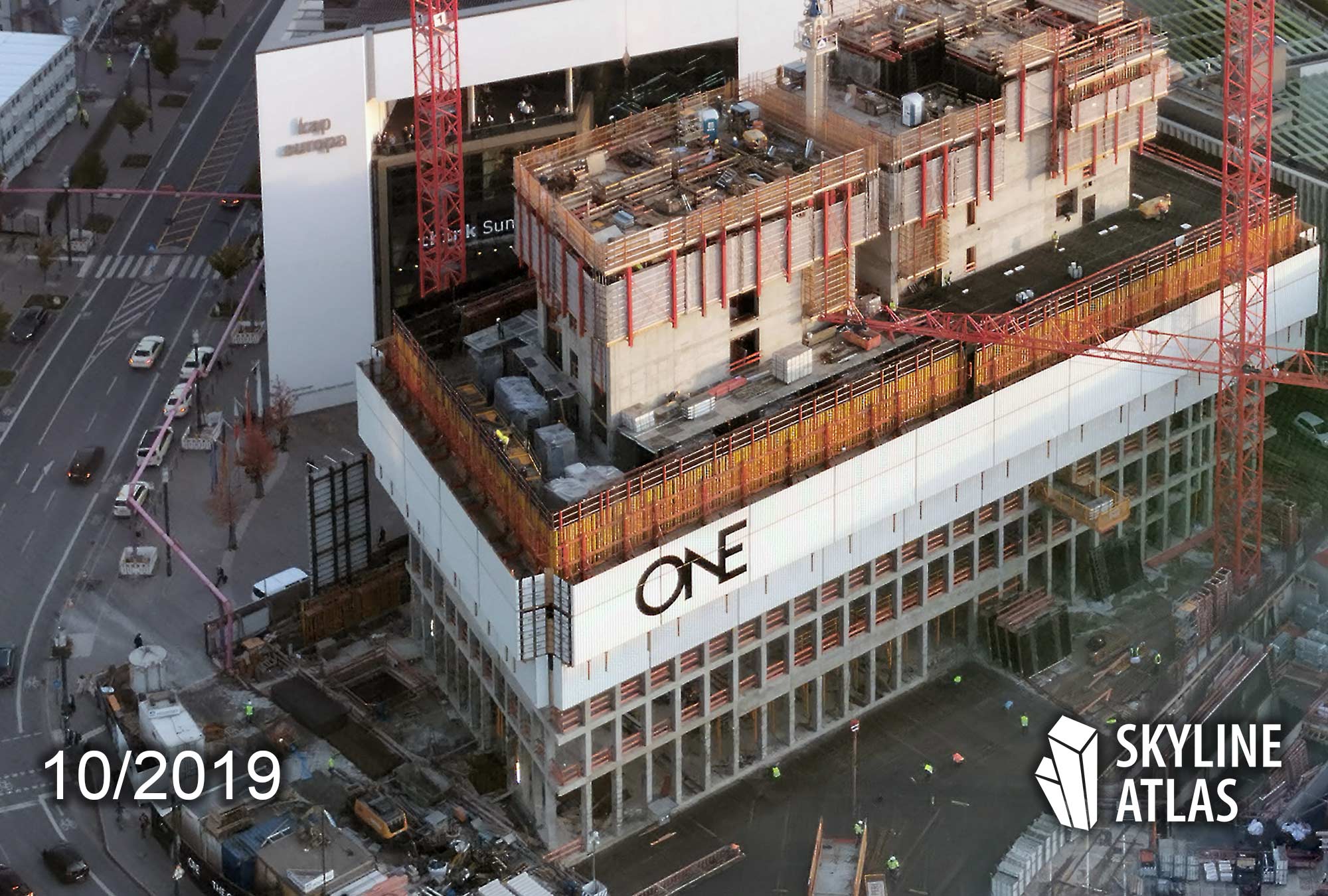 one-tower-frankfurt-wolkenkratzer-frankfurt-im-bau-oktober-2019-osloer-strasse-am-skyline-plaza