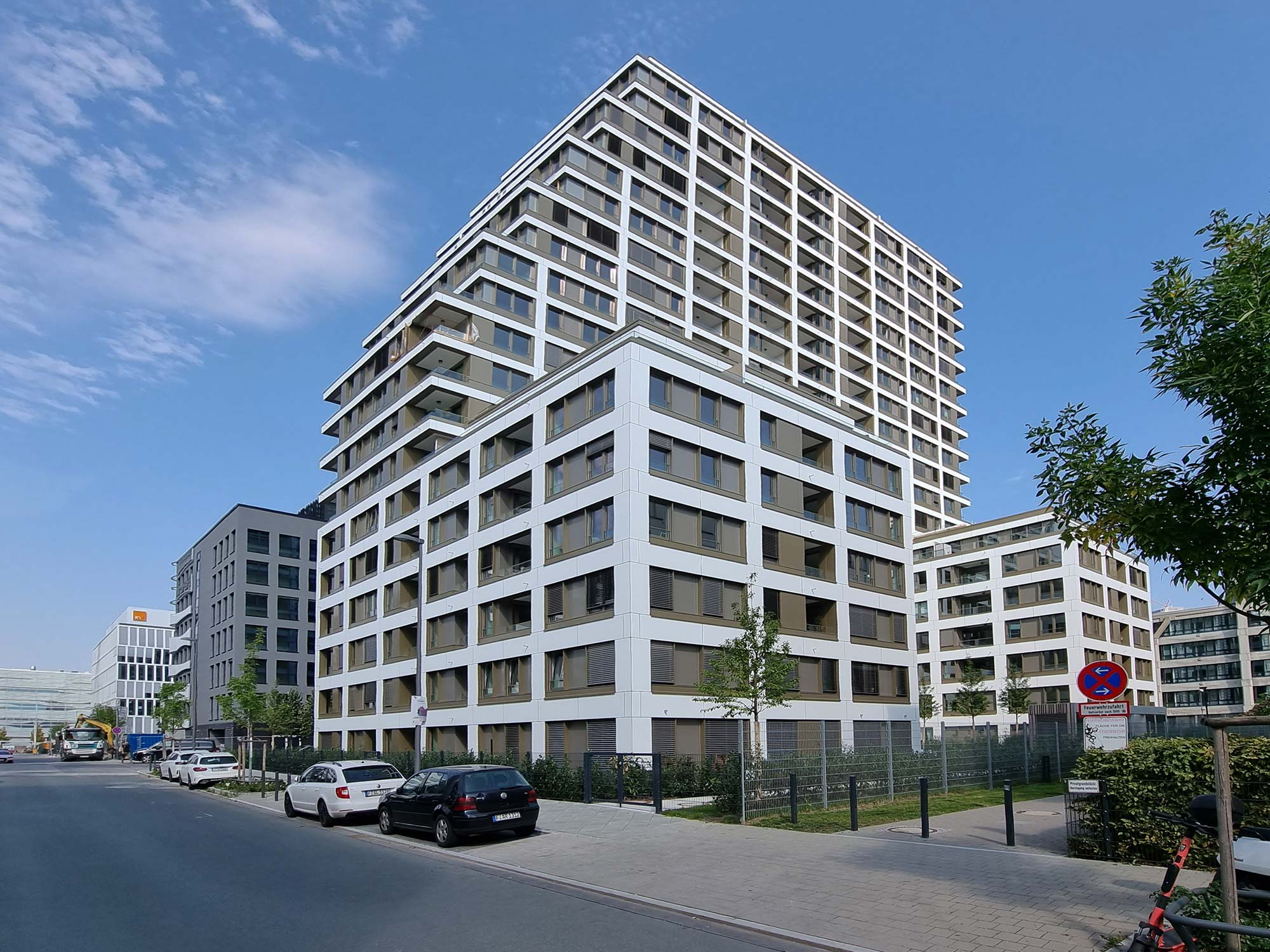 Solid Home Europaviertel Frankfurt - Condominiums with a skyline view - Apartments with a good view