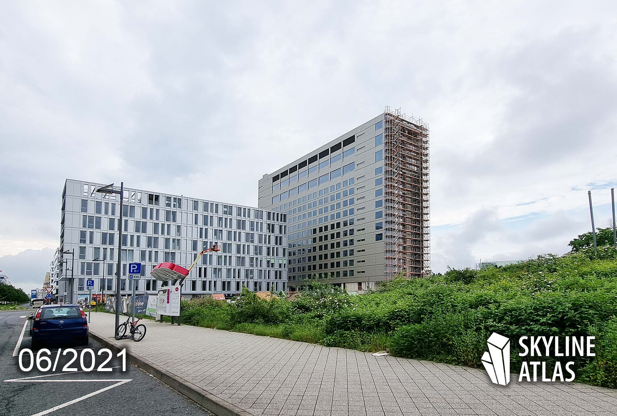 Bmine Hotel Frankfurt Airport - B Mine Hotel Frankfurt - Car Elevator - June 2021