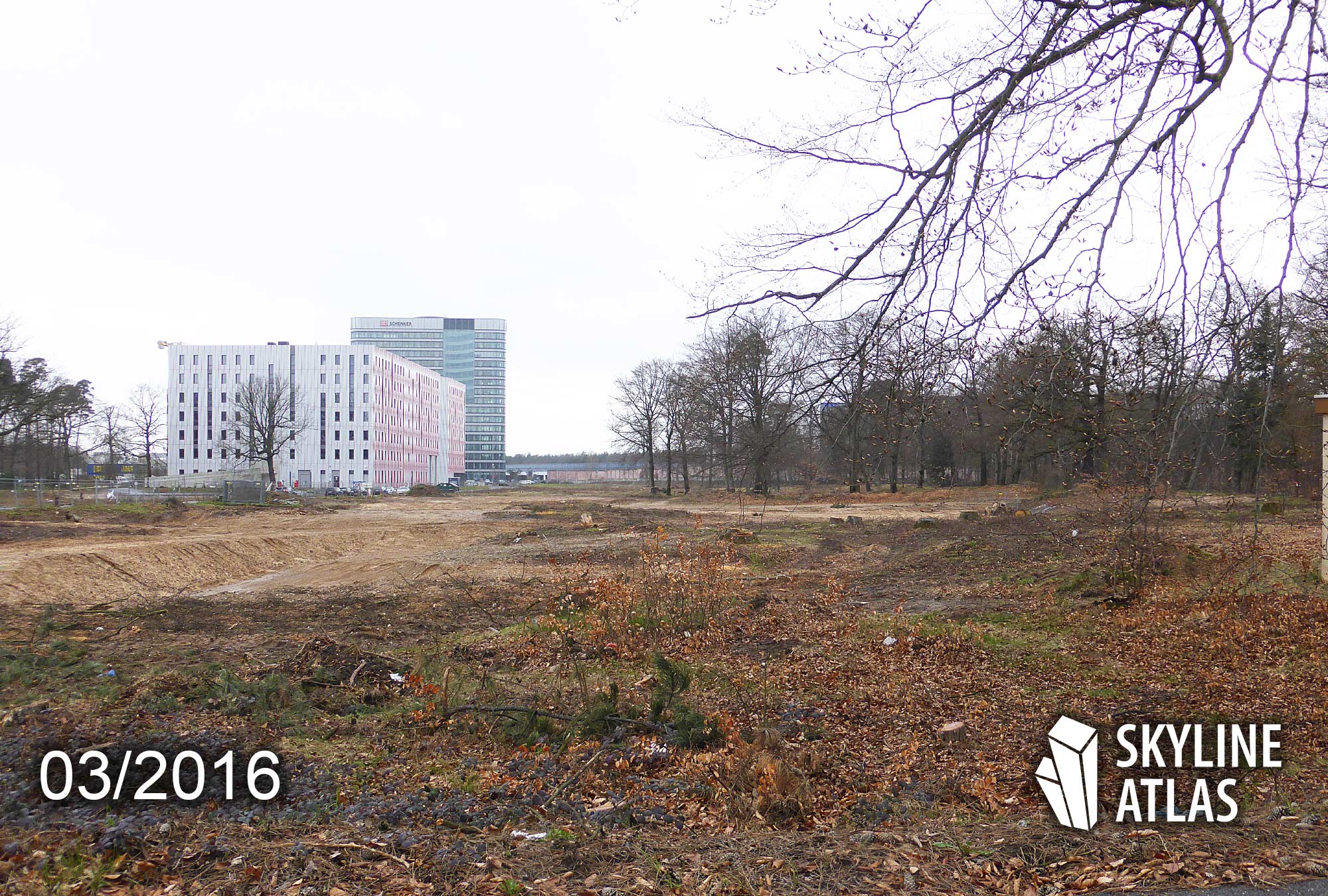 Construction site plot 3 (Baufeld 3) at Gateway Gardens where the new Steigenberger Hotel tower will be constructed