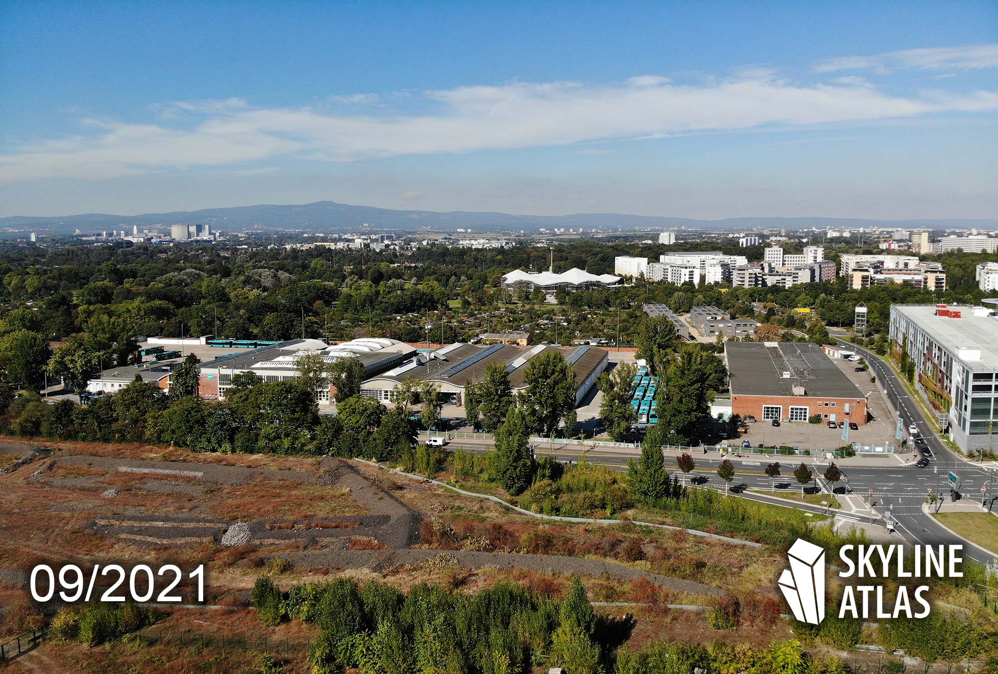 am-roemerhof-frankfurt-germany-september-2021-proposed-residential-area Frankfurt am Main, Germany - panorama of Am Römerhof street - upcoming residential area - September 2021