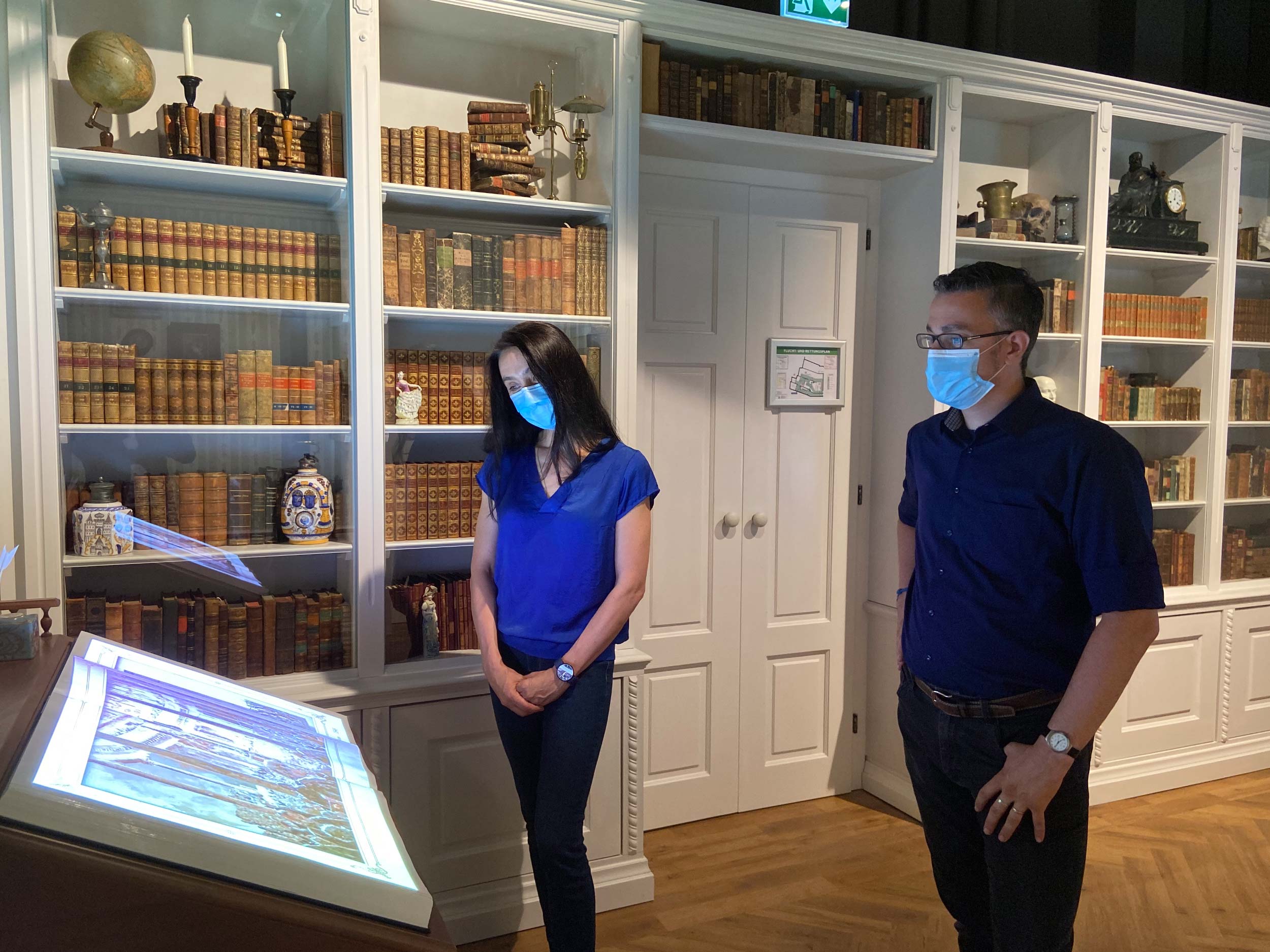 exhibition-frankfurt-history-city-history-museum-library-sightseeing-visit-tip-timeride-frankfurt-tour