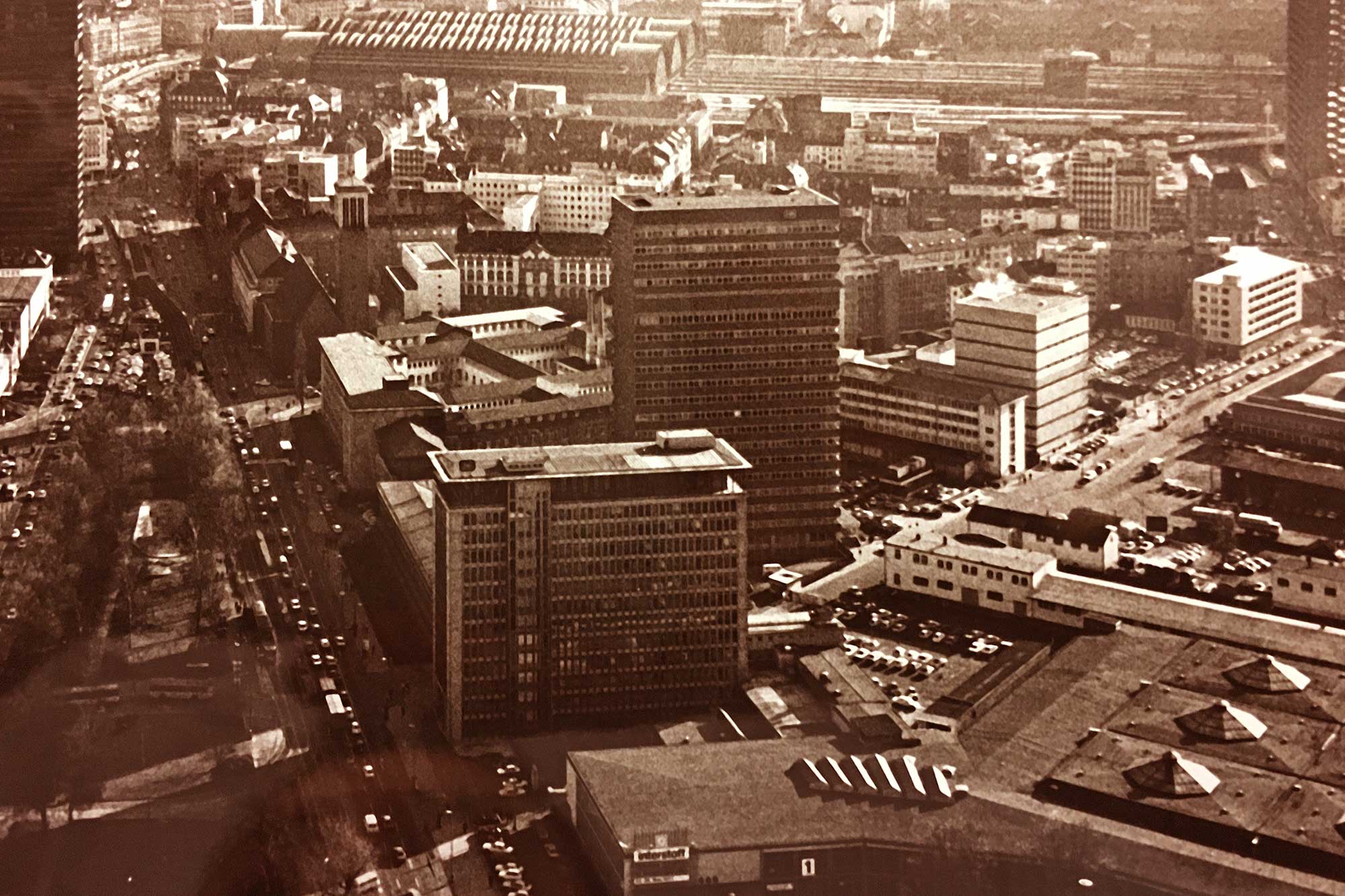 Deutsche Bahn Towers Frankfurt - 1994 demolished