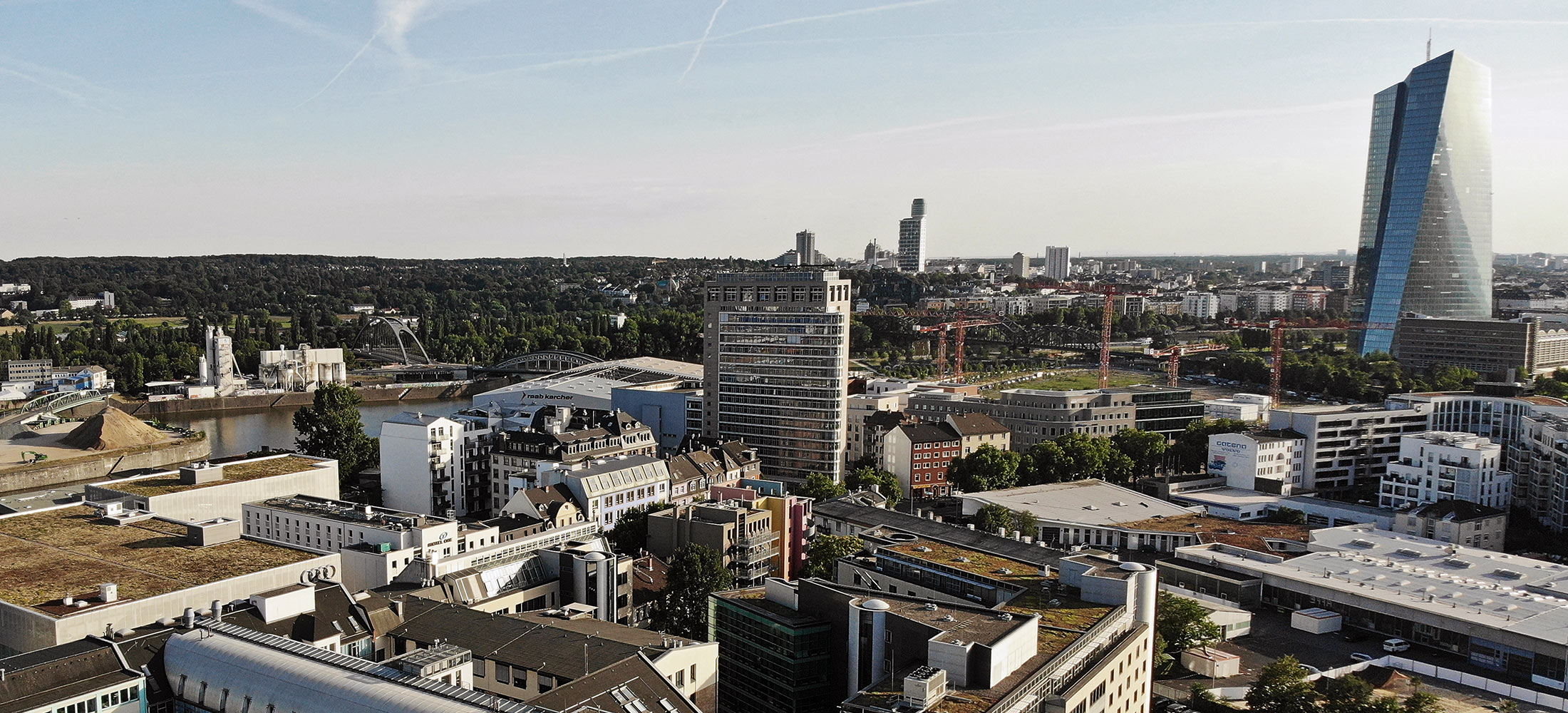 eastside-frankfurt-aerial-shot-drone-photo-ostend-real-estate-rental-light-tower-lighttower Ostend Frankfurt panorama with ECB tower (right)