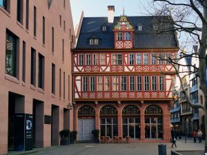 Hauszur goldenen Wage - Frankfurt New Old Town