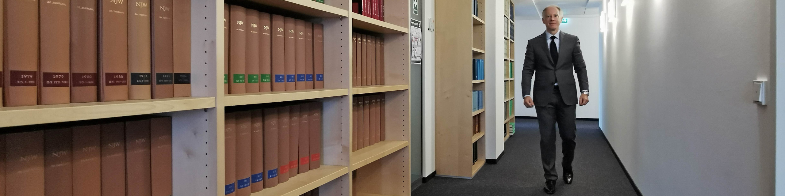 lawyer-and-notary-for-real-estate-in-frankfurt-prof-puetzenbacher Lawyer and Notary for Real Estate Transactions in Frankfurt