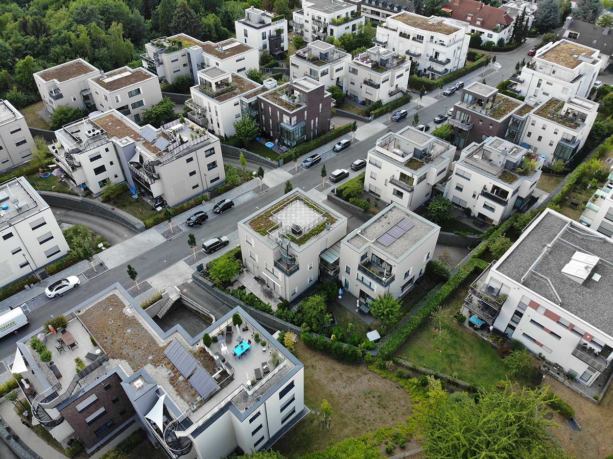 residential-area-frankfurt-aerial-photo-drone-picture-real-estate-for-living Residential area in Frankfurt Sachsenhausen