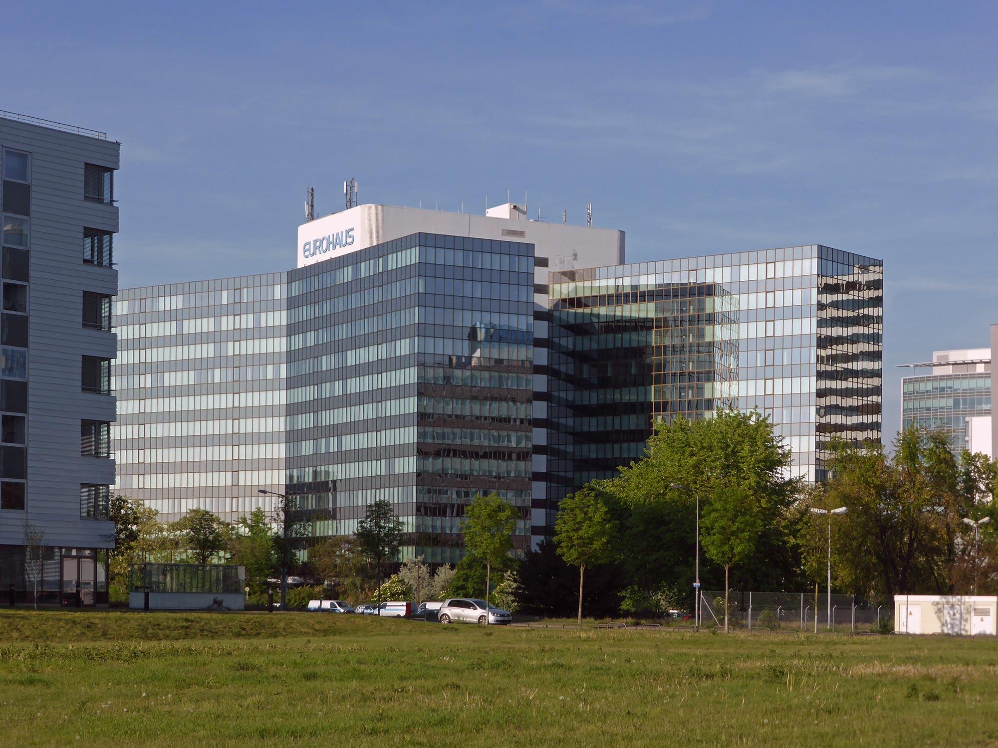 Eurohaus Frankfurt - office building in the Lyon Quarter - office space to rent