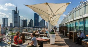 Frankfurt Tips - Restaurants and Bars with Skyline Views - Nightlife Recommendations with View of the Skyscrapers - Observation platforms and public places