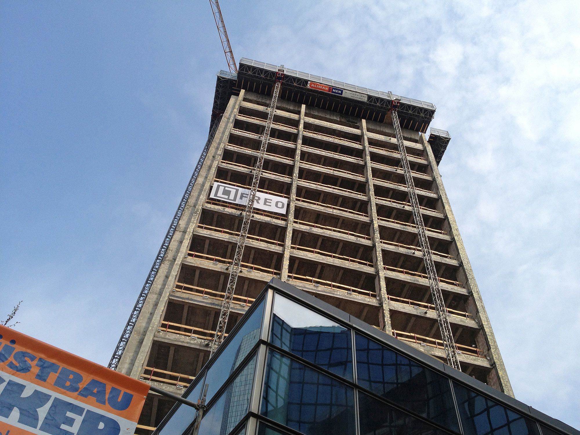 t11-frankfurt-taunusanlage-revitalization-concrete-shell T11 Frankfurt in 2012 - Revitalization - FREO - concrete shell