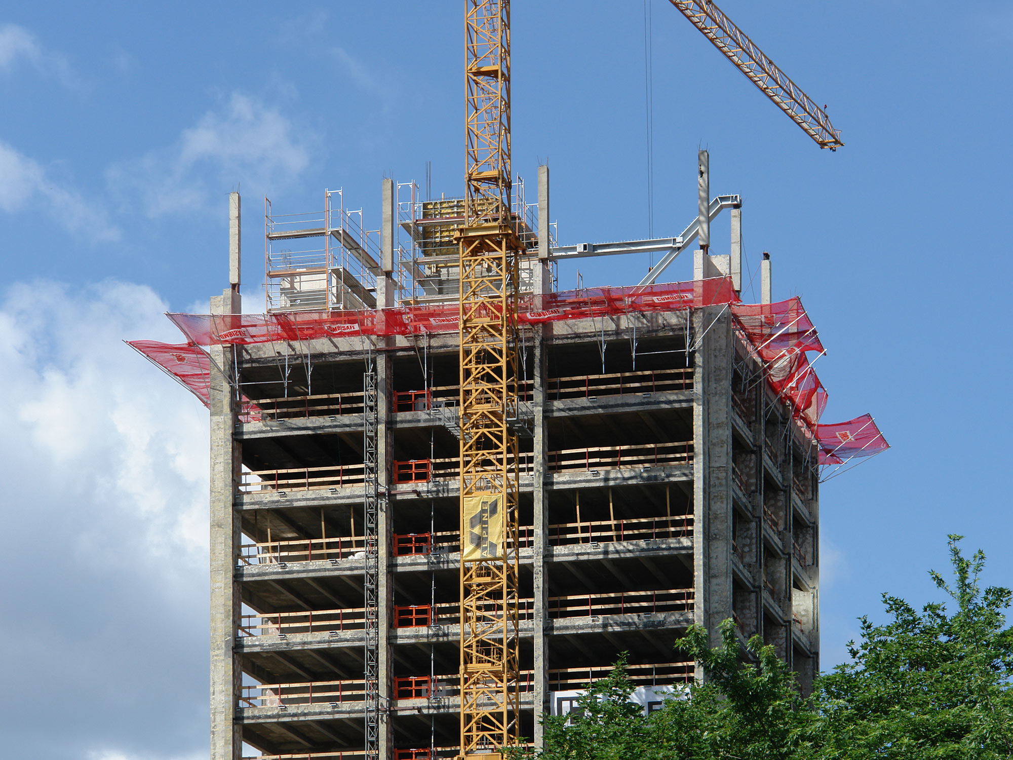 taunusanlage11-office-tower-shell-construction-renovation-freo-t11 Extensive renovation of T11 in 2012 - construction site in the Frankfurt CBD - FREO