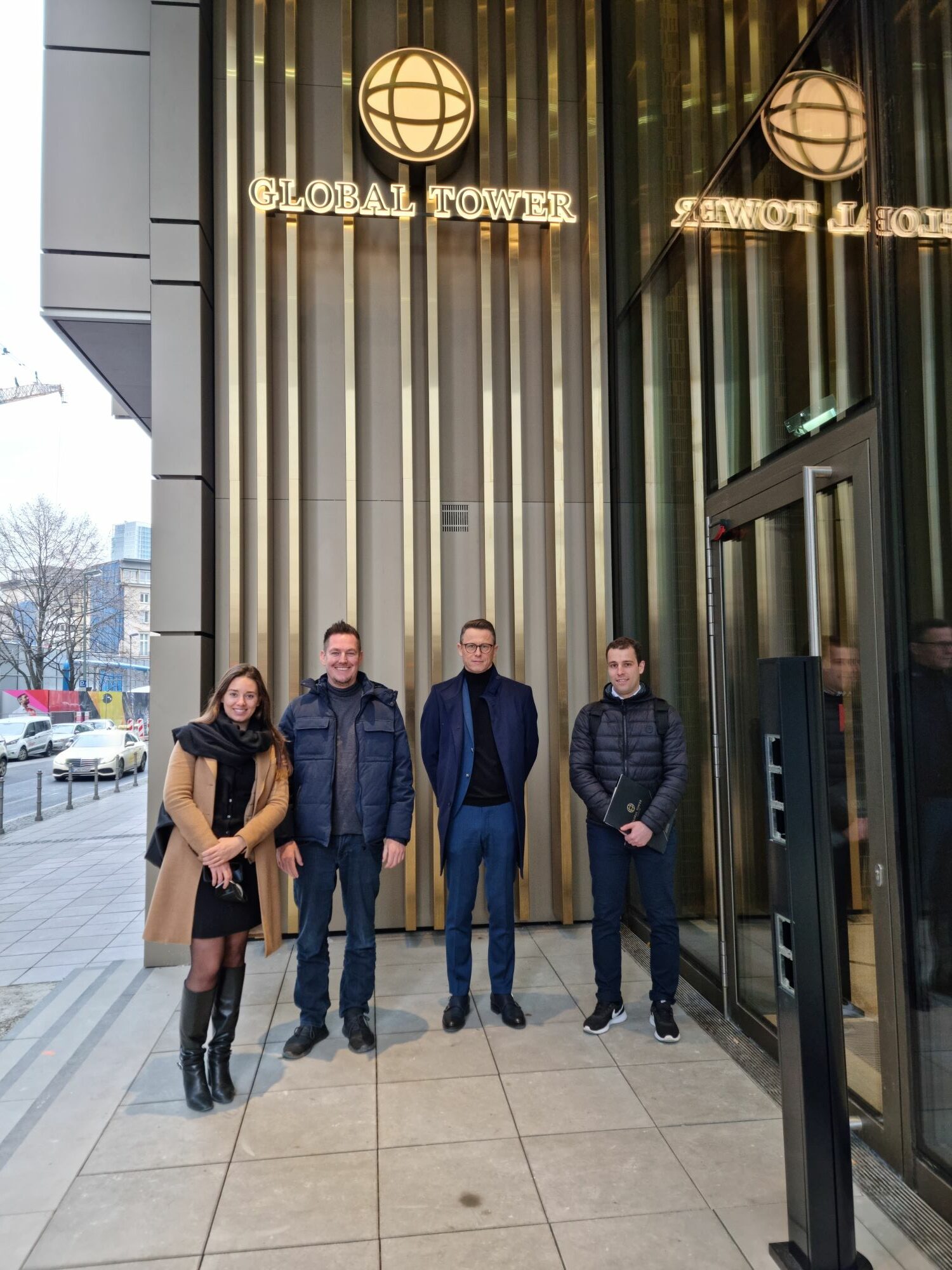 global-tower-frankfurt-financial-district-construction-almost-completed