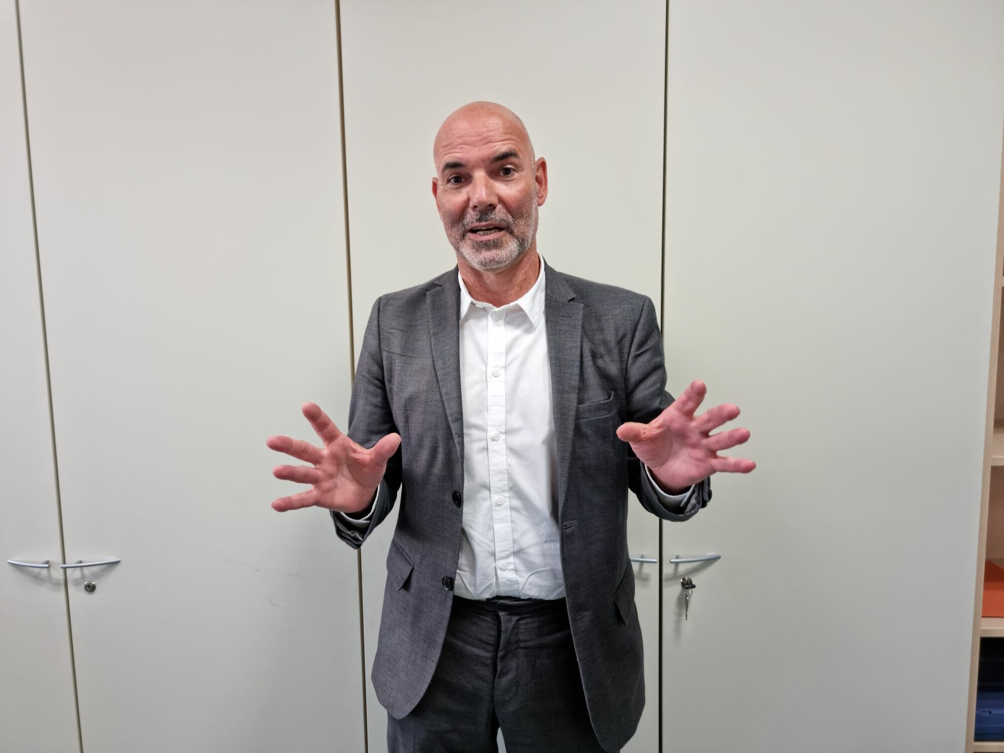 prof-thiel-interview-frauas