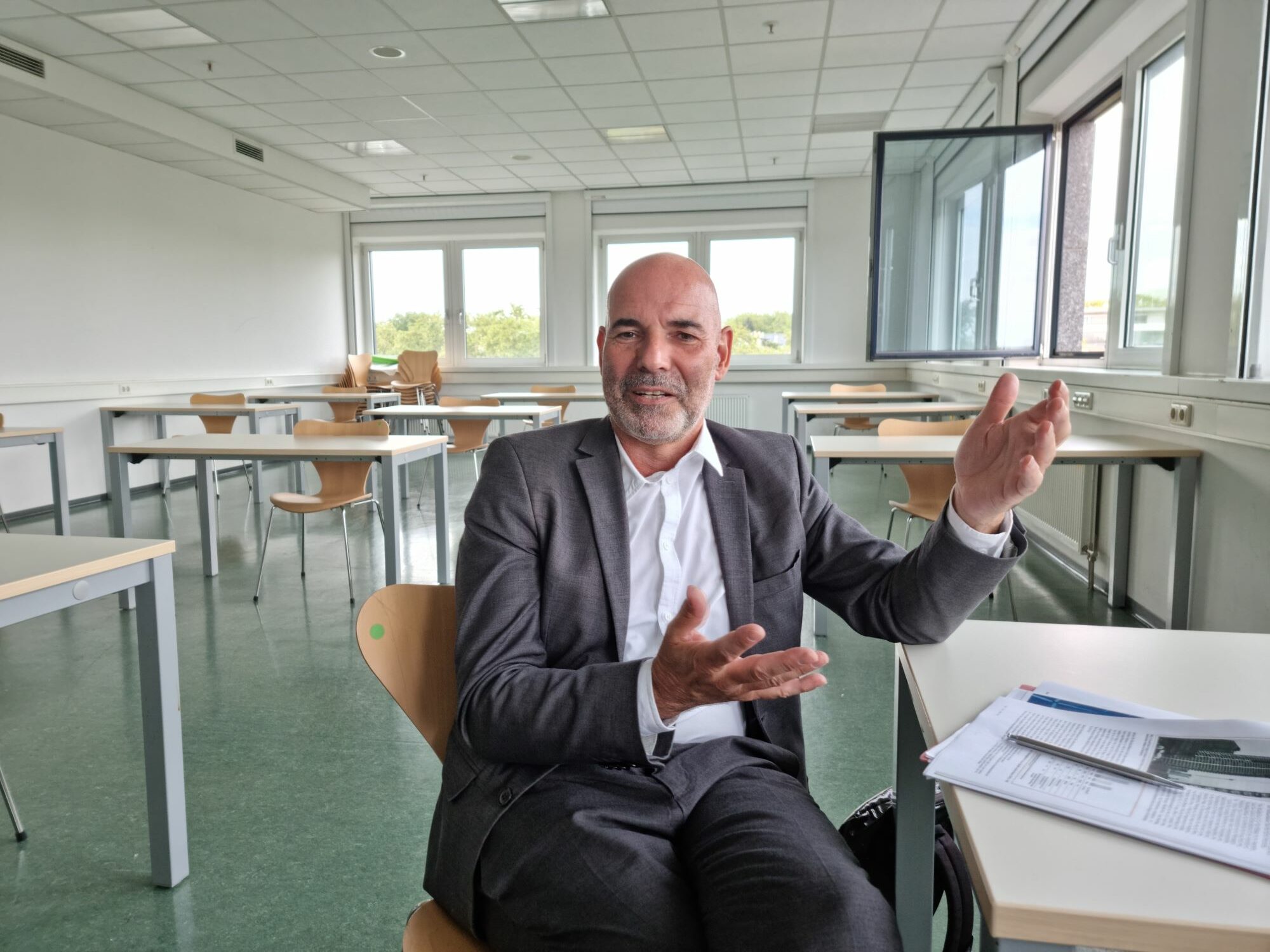 thiel-frauuas-realestate-expert-interview