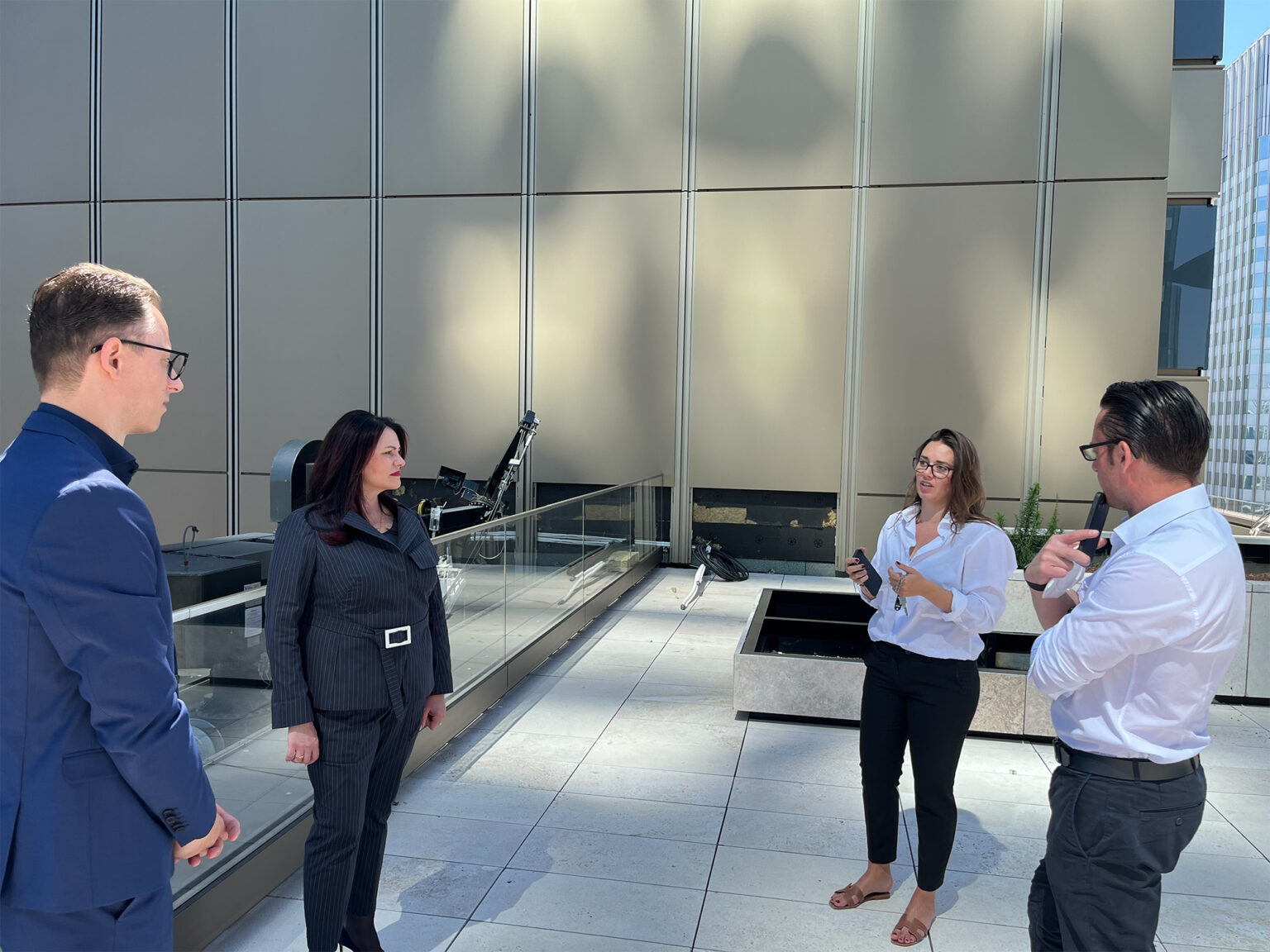 dic-asset-sonja-waerntges-global-tower-2022 dic-asset-sonja-waerntges-global-tower-2022