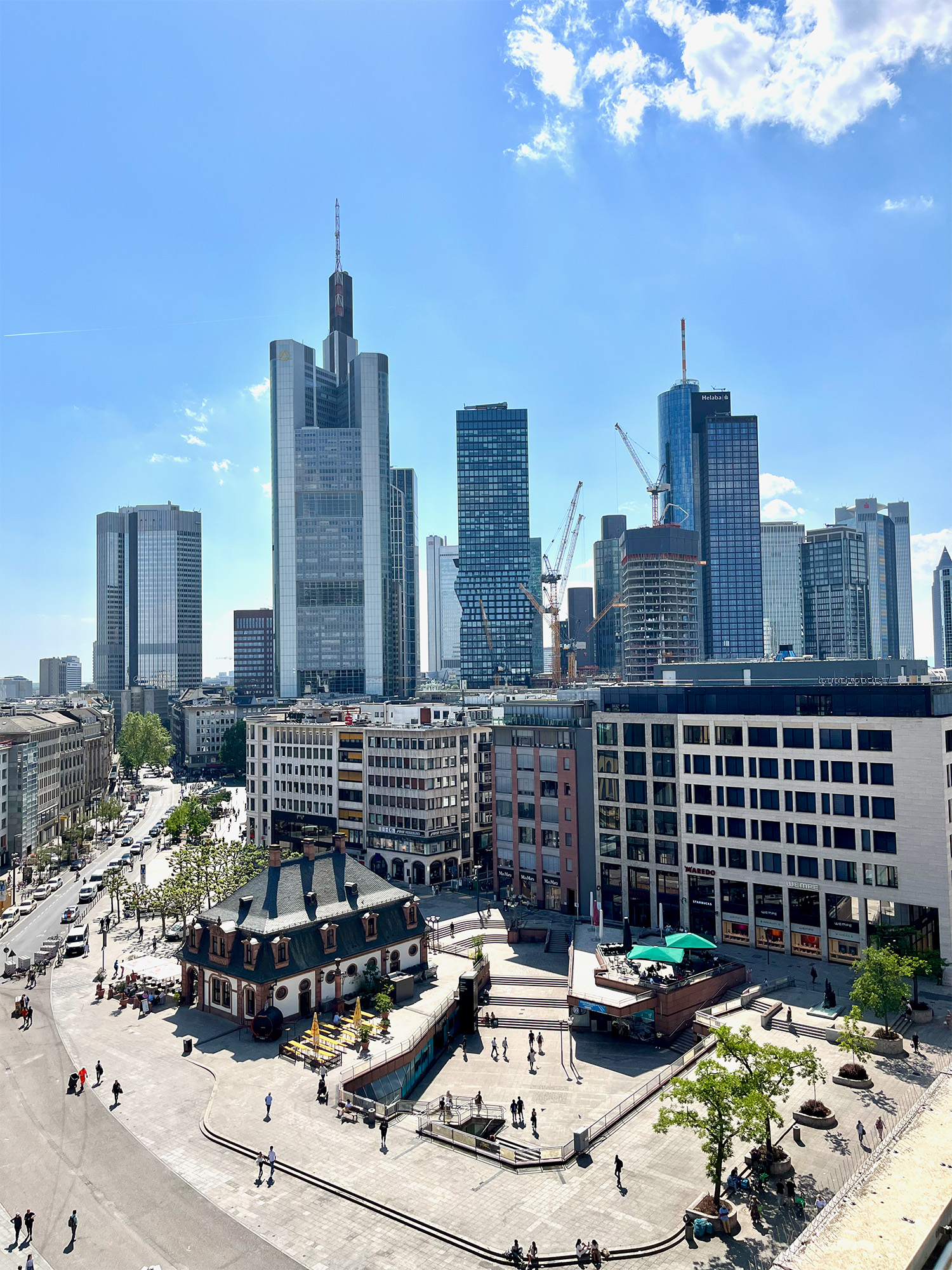 frankfurt-bankenviertel-skyline-2022 rankfurt-bankenviertel-skyline-2022