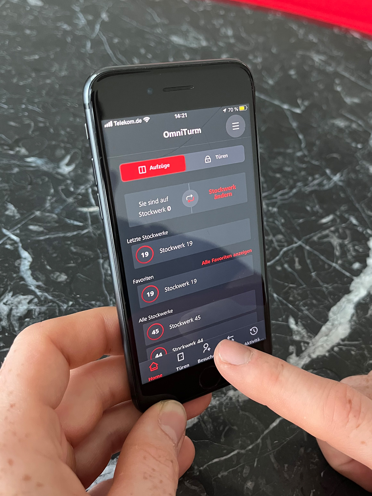 Omniturm-App-Myport-Smartphone