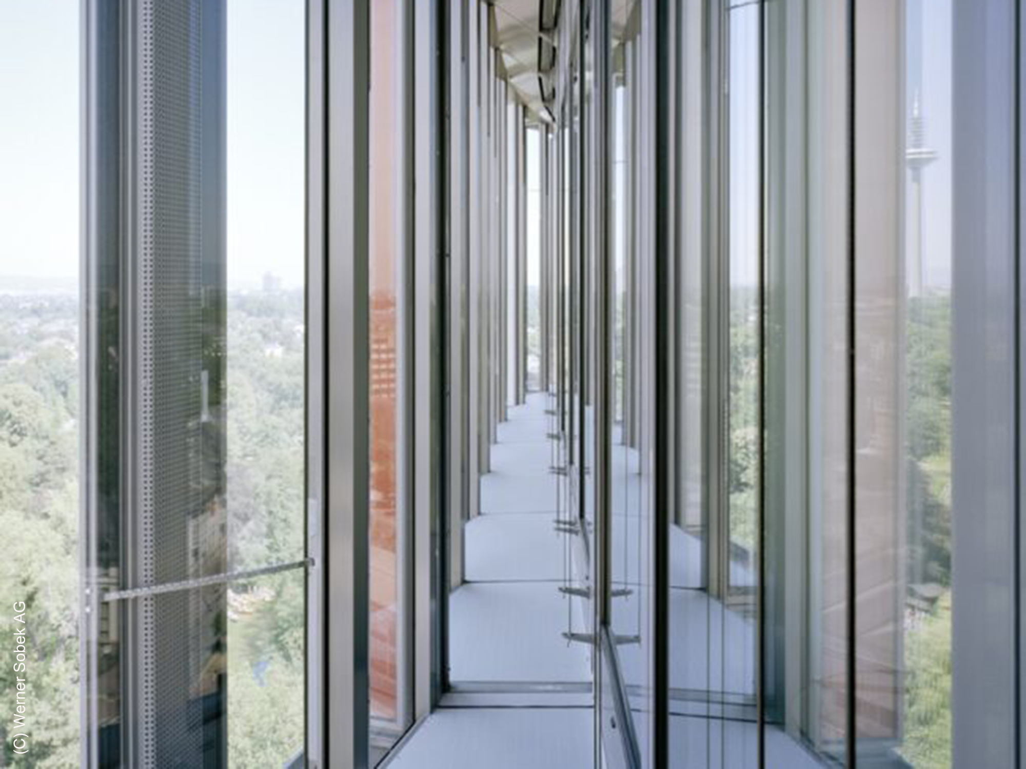 KfW-Westarkade-Doppelfassade-Westend