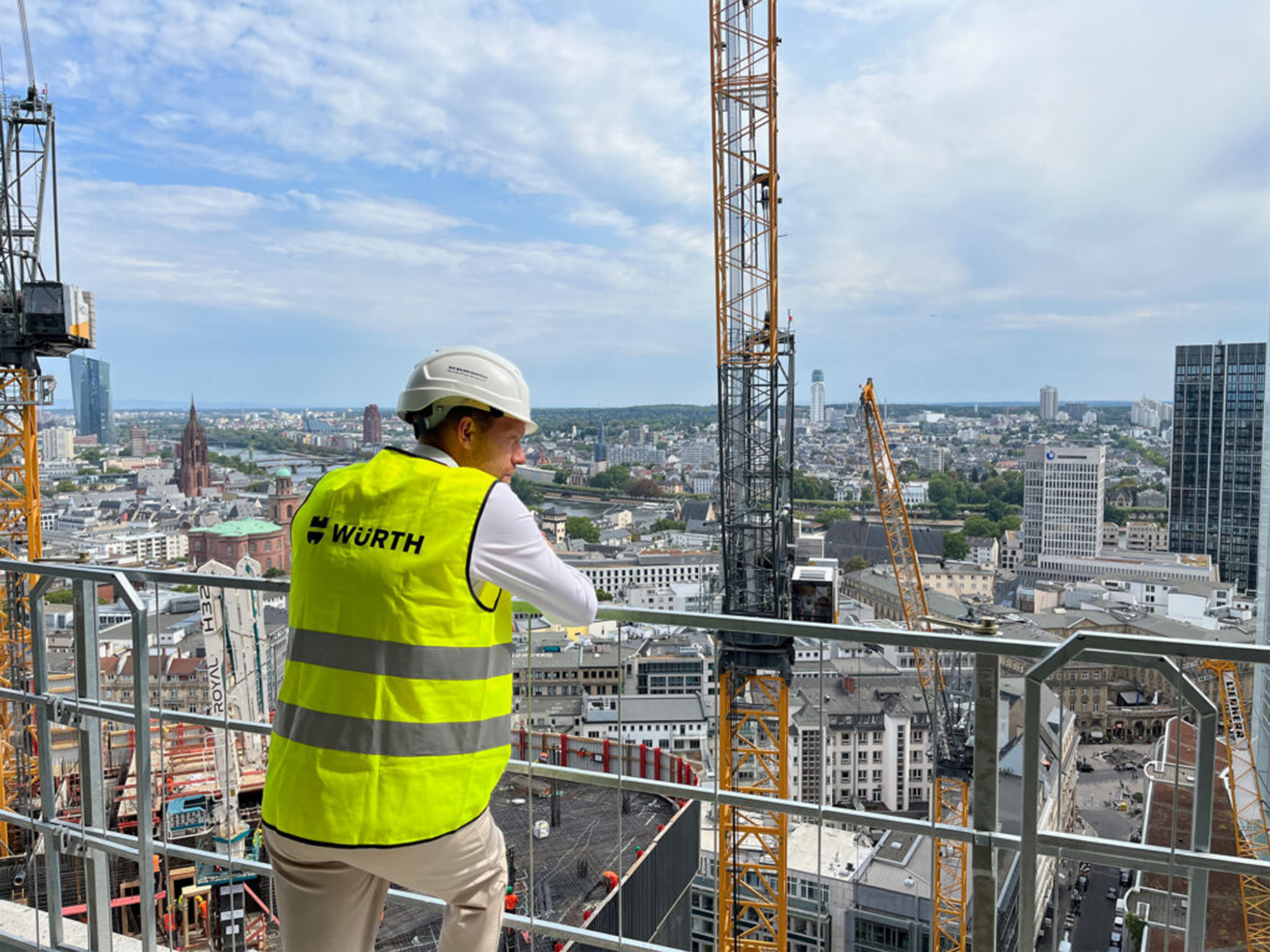 dennis-meier-four-frankfurt-2022