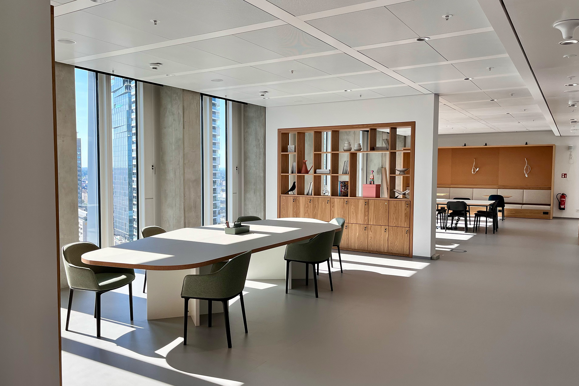 one-frankfurt-spaces-skyline