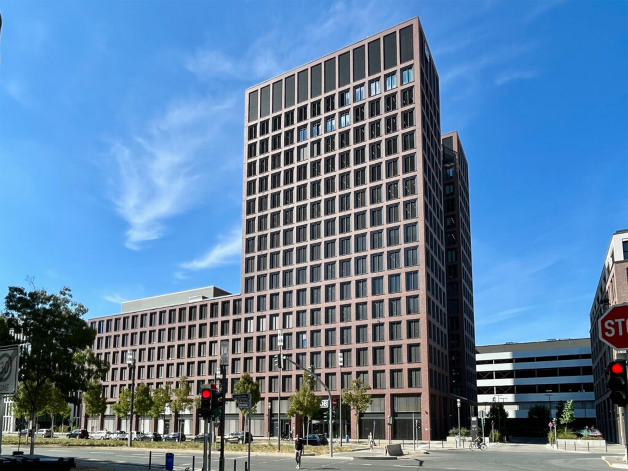 db-tower-europaviertel-2022