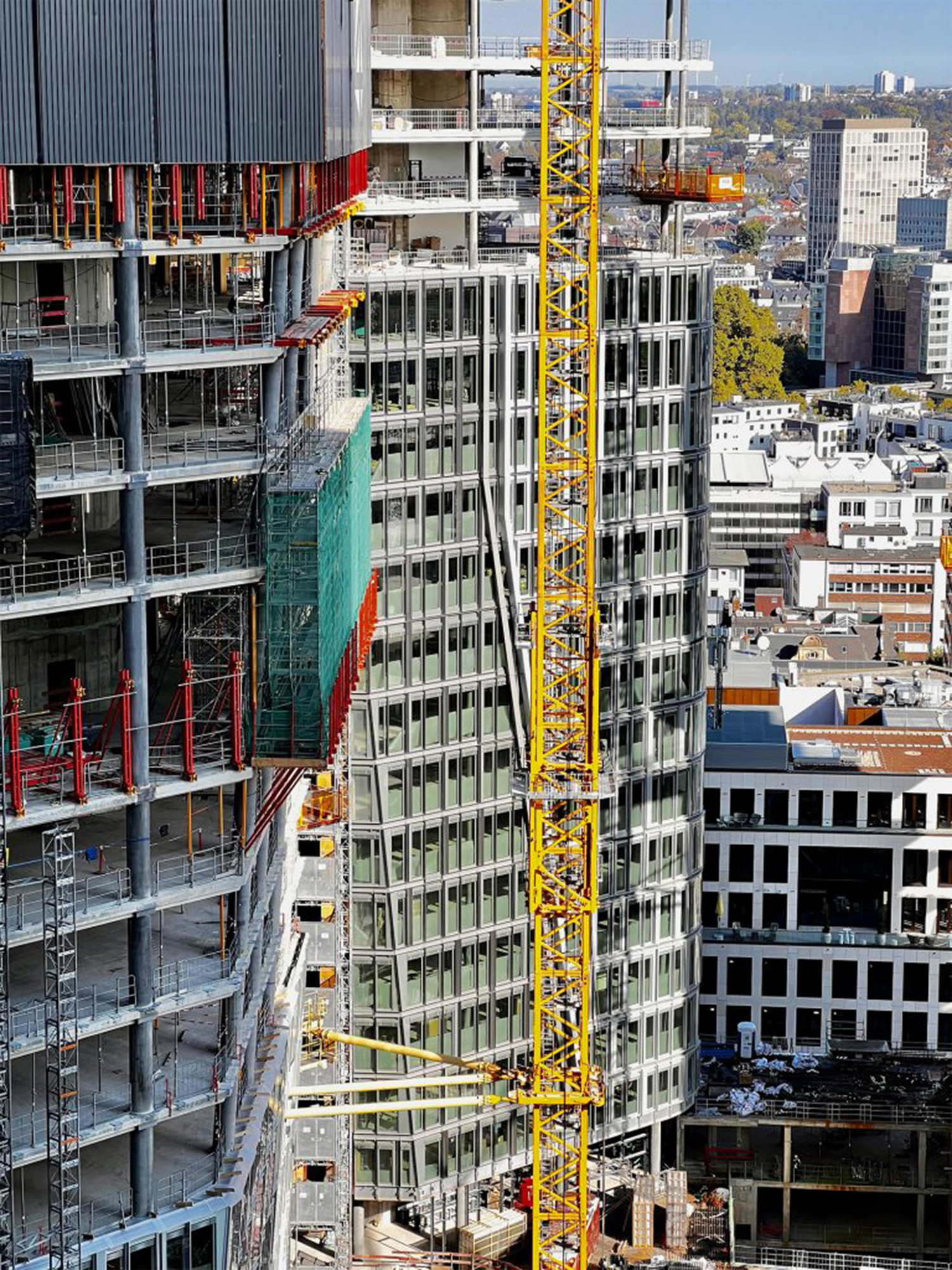 four-frankfurt-skyline-baustelle