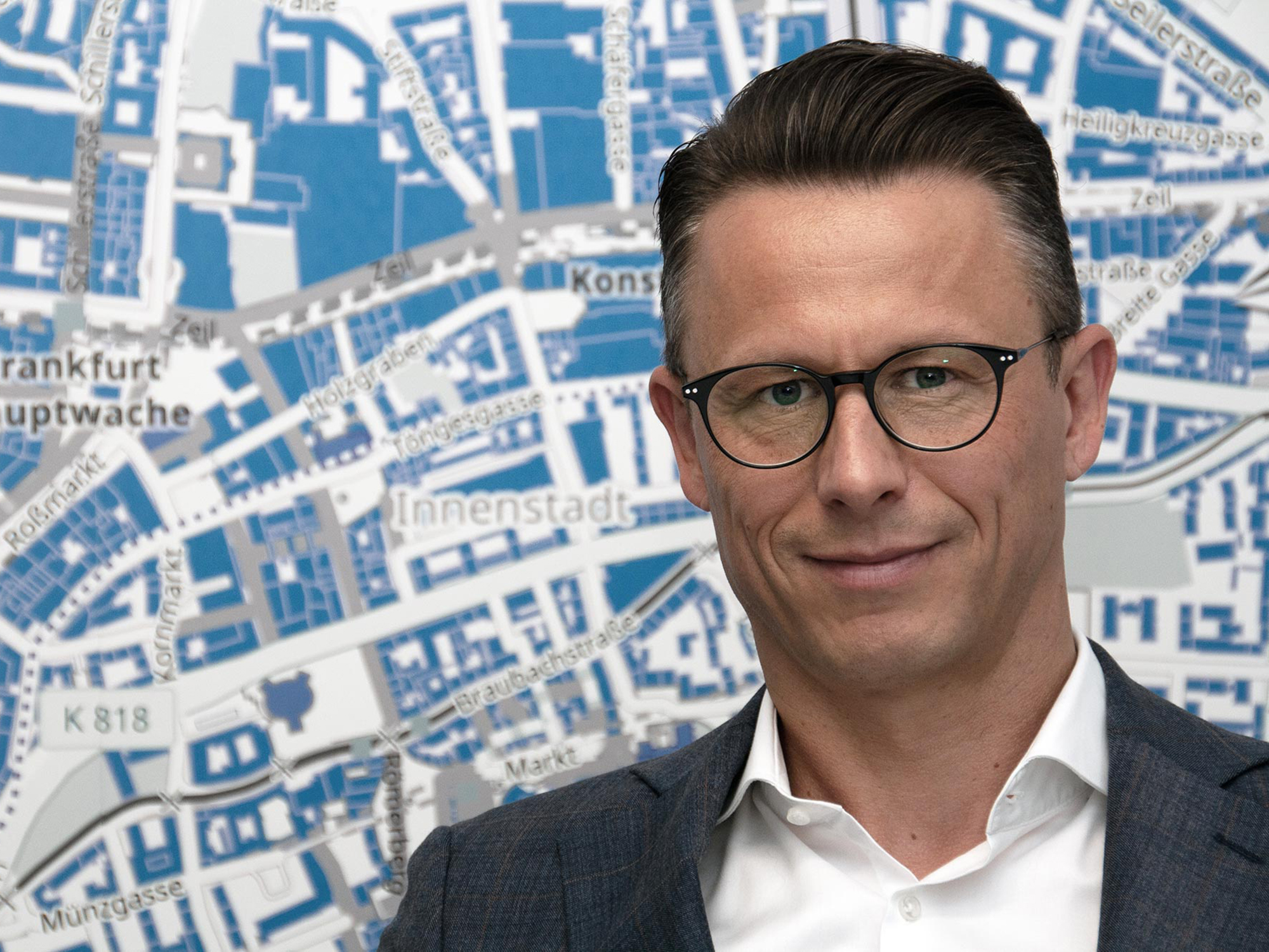 Dean - Vukovic - Redaktion - Skyline - Atlas