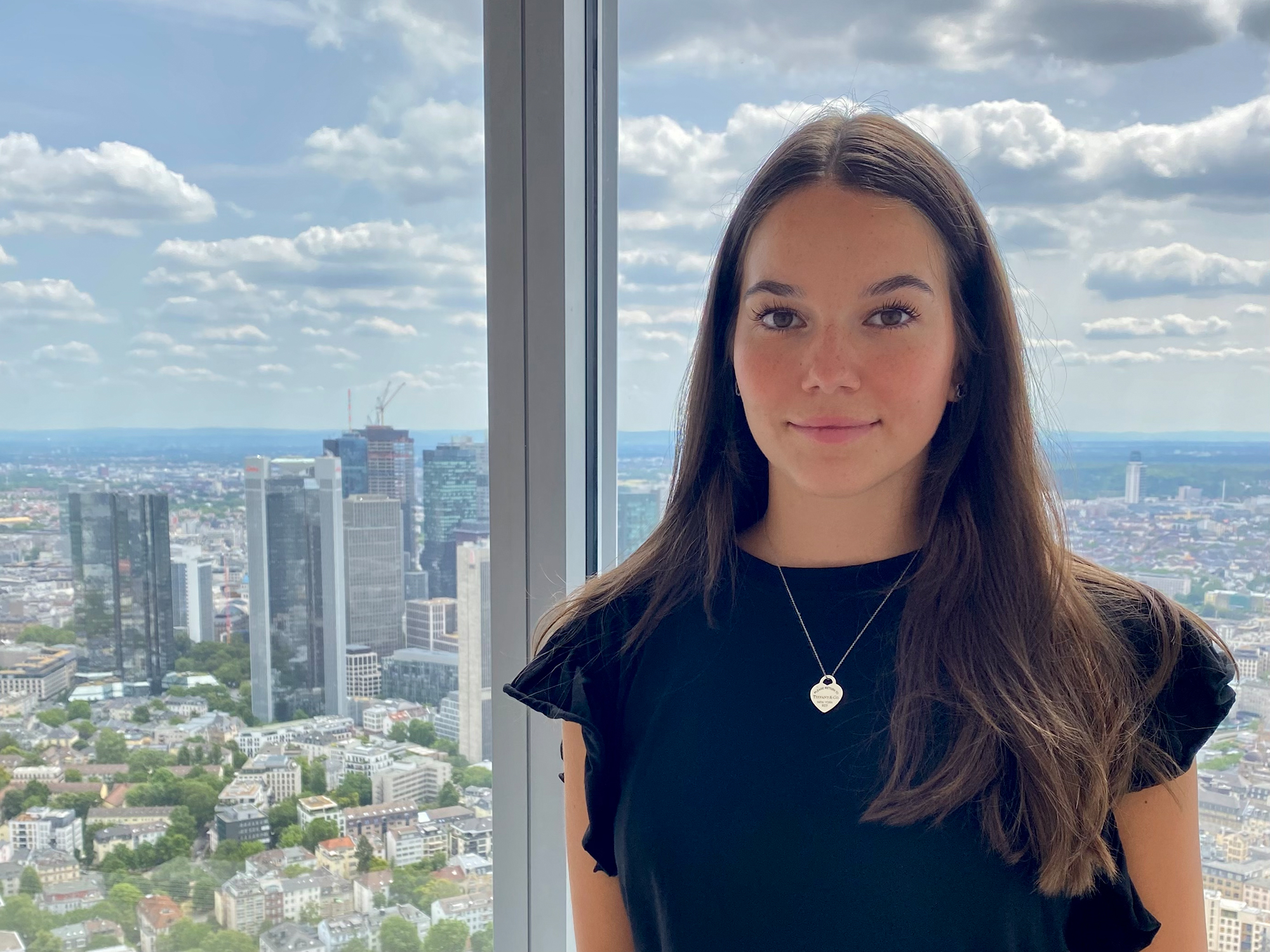 Linda - Eiberger - Redaktion - Skyline - Atlas